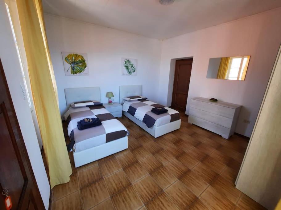 Appartement Casa Nonna Antonietta à Perledo Extérieur photo